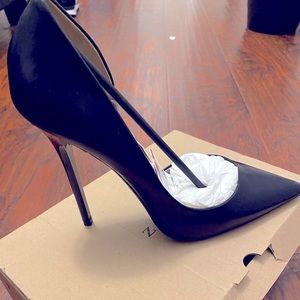 Brand New Sexy Black Heels!!!